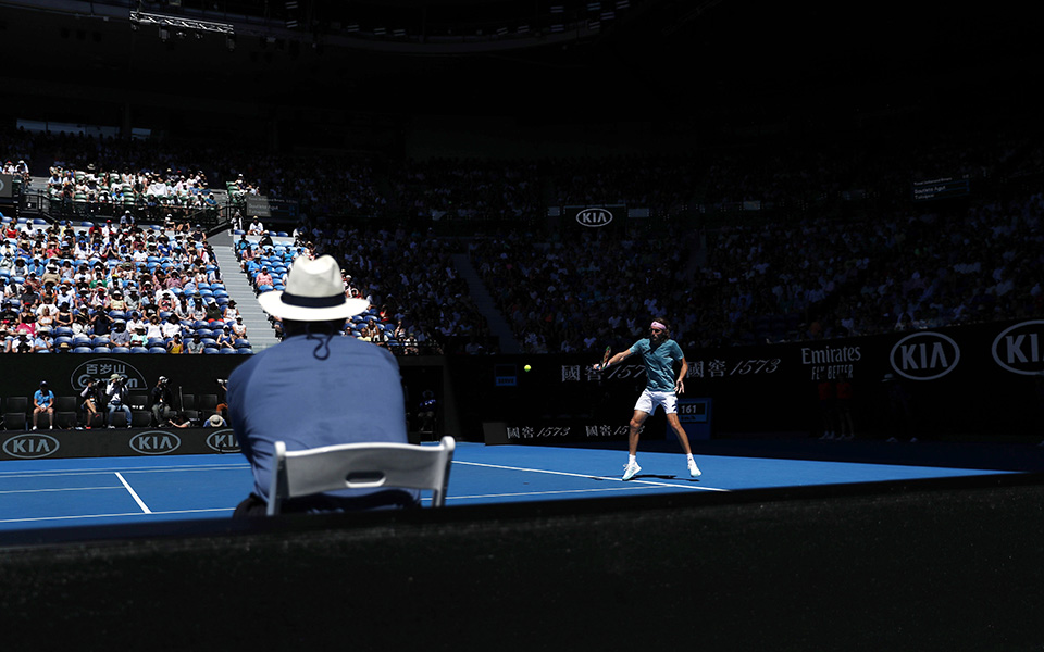 Σπουδαία πρόκριση Τσιτσιπά στα ημιτελικά του αυστραλιανού όπεν-1