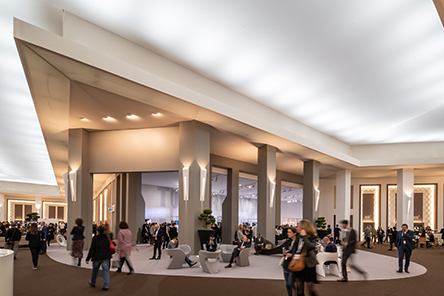 Οι πρώτες εικόνες από το 29o Σαλόνι Υψηλής Ωρολογοποιίας της Γενεύης-2