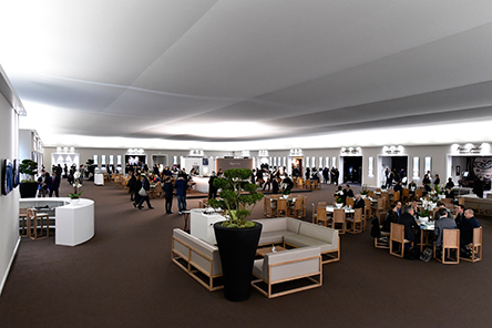 Οι πρώτες εικόνες από το 29o Σαλόνι Υψηλής Ωρολογοποιίας της Γενεύης-17