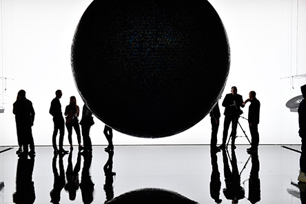 Οι πρώτες εικόνες από το 29o Σαλόνι Υψηλής Ωρολογοποιίας της Γενεύης-10