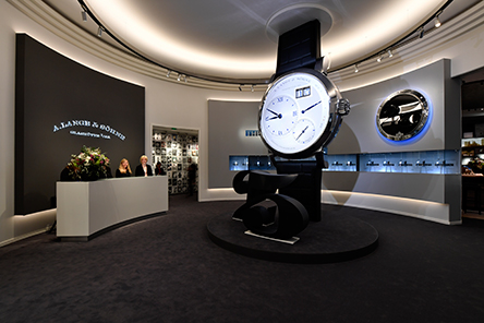 Οι πρώτες εικόνες από το 29o Σαλόνι Υψηλής Ωρολογοποιίας της Γενεύης-15