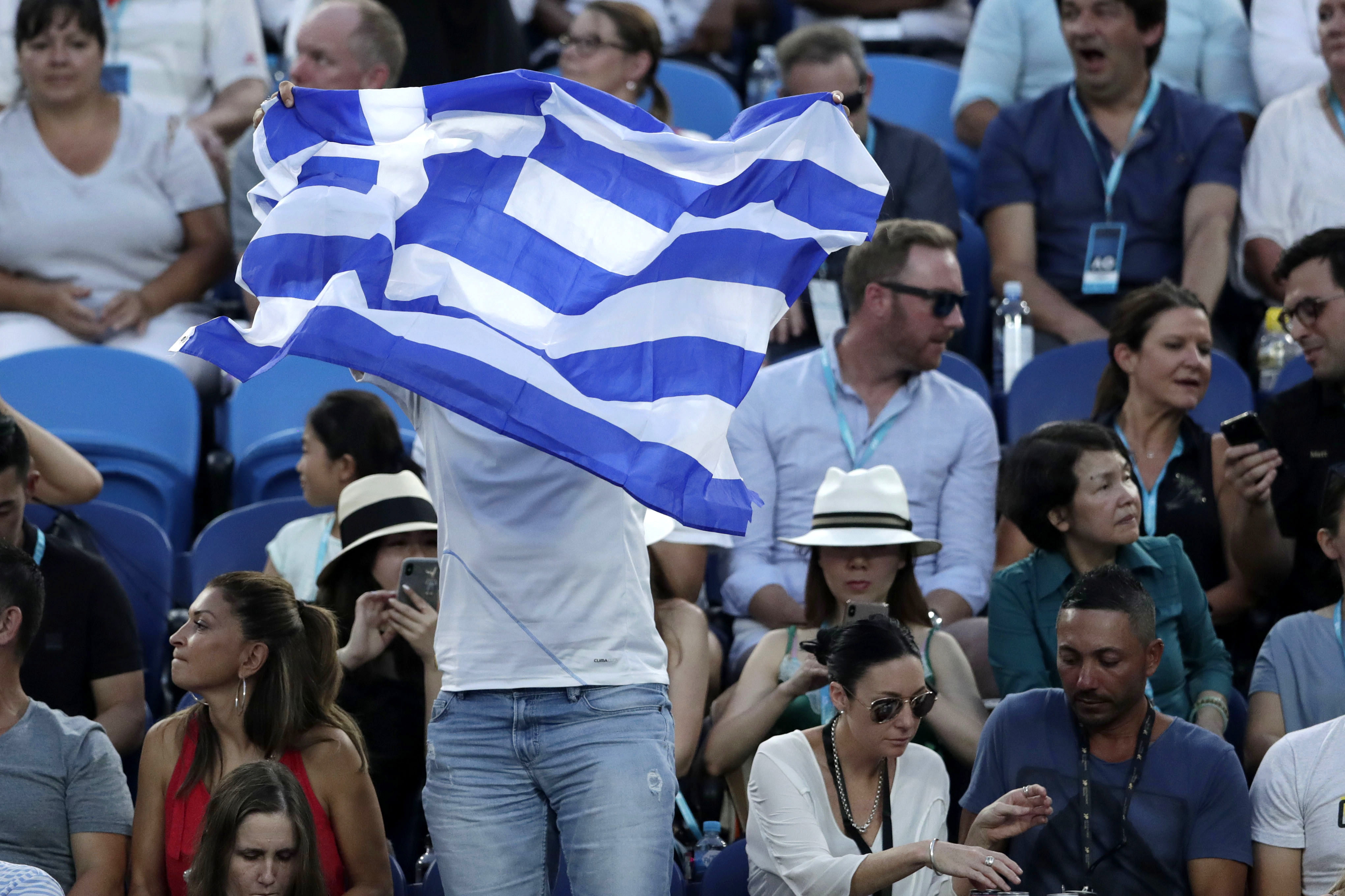 Τσιτσιπάς: Θα συνεχίσω τη σκληρή δουλειά – Στο Νο12 του κόσμου ο Ελληνας τενίστας-8