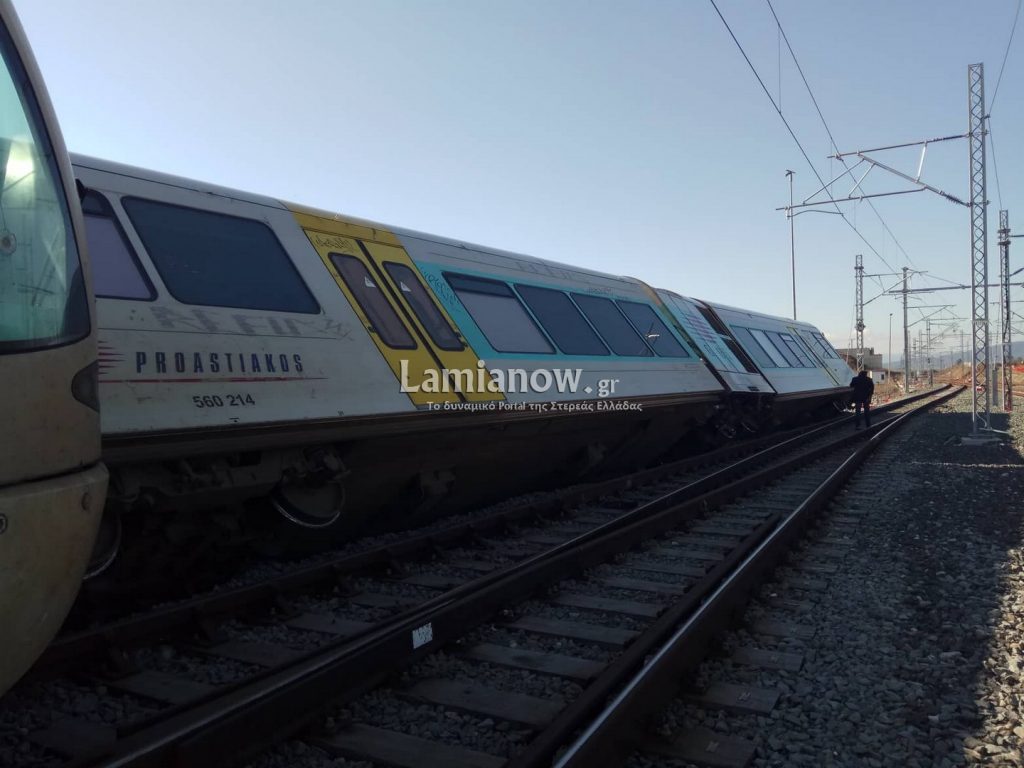 Περιπέτεια για τους επιβάτες αμαξοστοιχίας στο Λιανοκλάδι (φωτογραφίες)-2