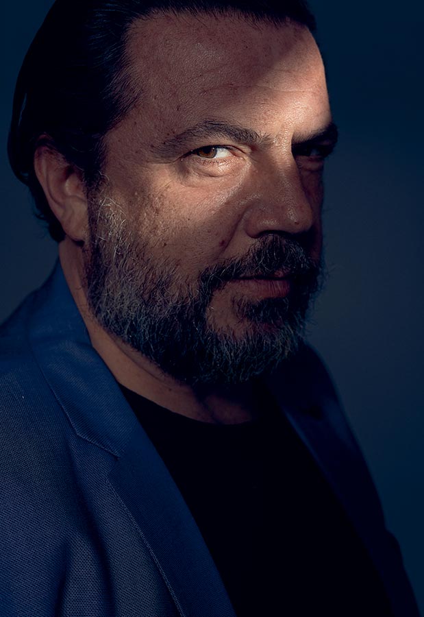 Στάθης Σταμουλακάτος: «Μη νομίζετε  ότι οι καλλιτέχνες  είναι καλοί άνθρωποι…»-1