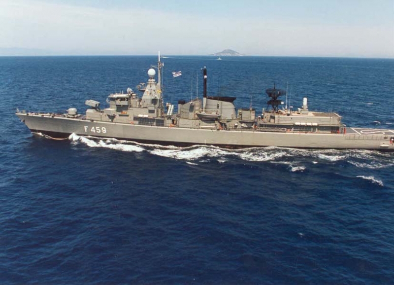 Οι αδελφοί Λασκαρίδη στέκονται στο πλευρό του Πολεμικού Ναυτικού-3