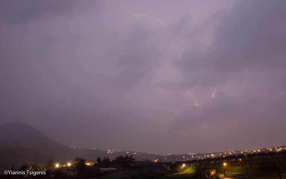 Κεραυνοί, βροχές και χαλάζι στην Κρήτη (βίντεο – φωτογραφίες)-1