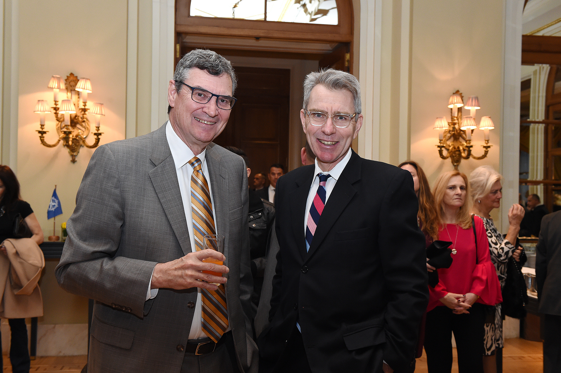 Το Propeller Club του Πειραιά έκοψε την πρωτοχρονιάτικη πίτα του σε κλίμα εορταστικό-1