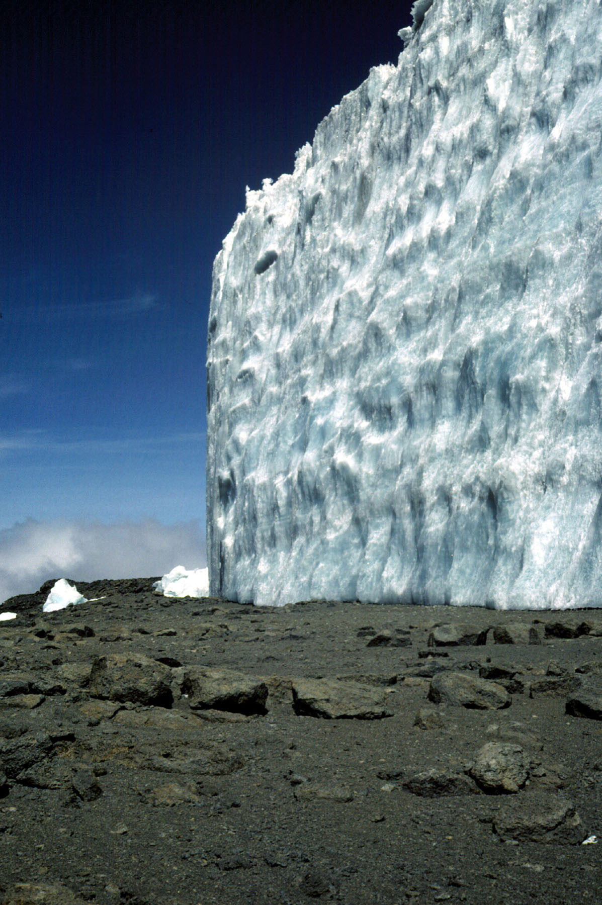 Ερευνα ΟΗΕ: Τα ακραία καιρικά φαινόμενα σε Αττική και Καλιφόρνια στην τέταρτη πιο ζεστή χρονιά όλων των εποχών-3