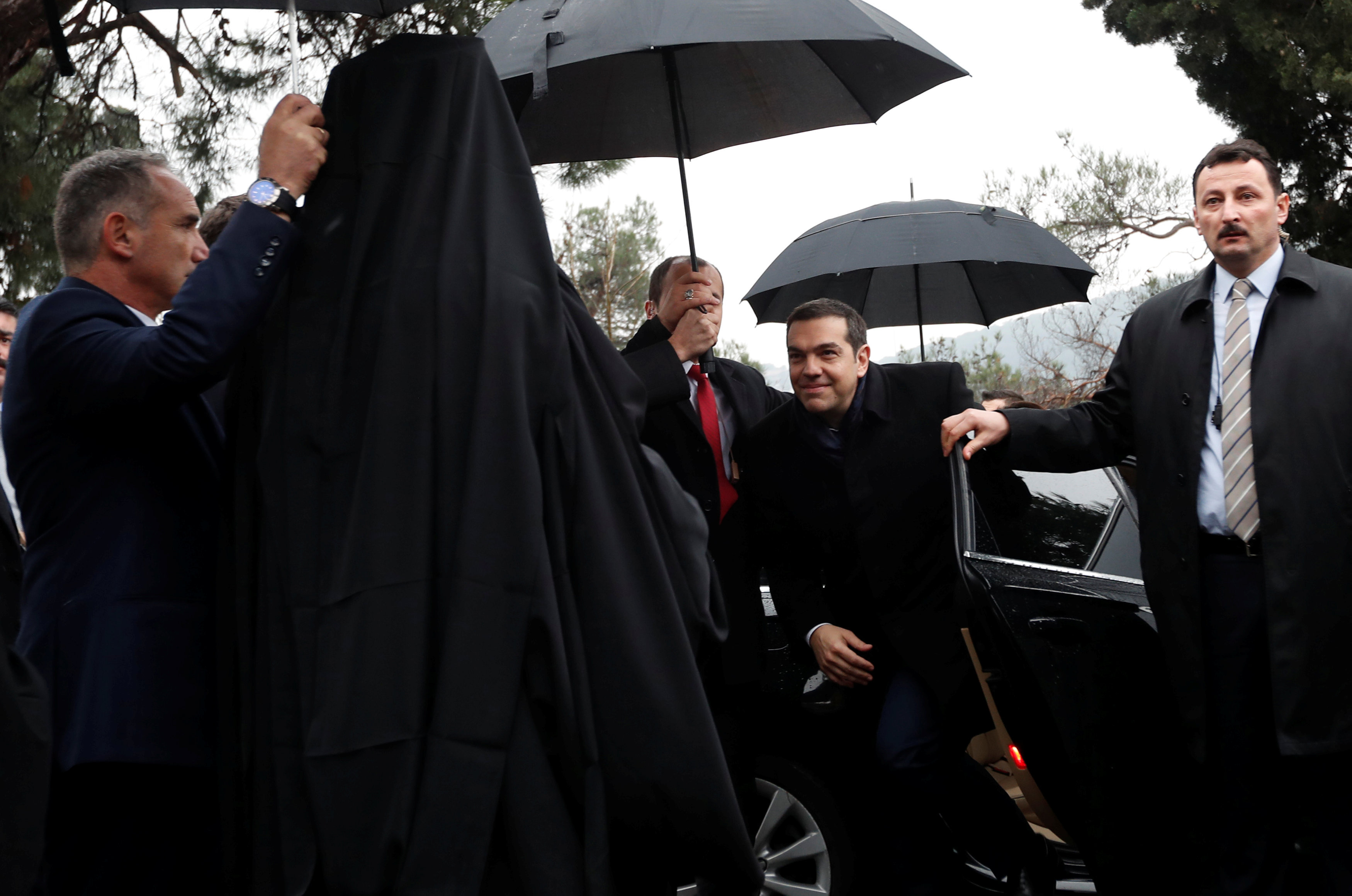 Σε Χάλκη και Αγία Σοφία ο πρωθυπουργός – Βίντεο και φωτογραφίες-1