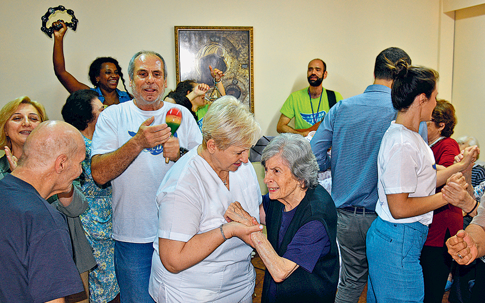 Πολεμώντας τη μοναξιά της τρίτης ηλικίας-1