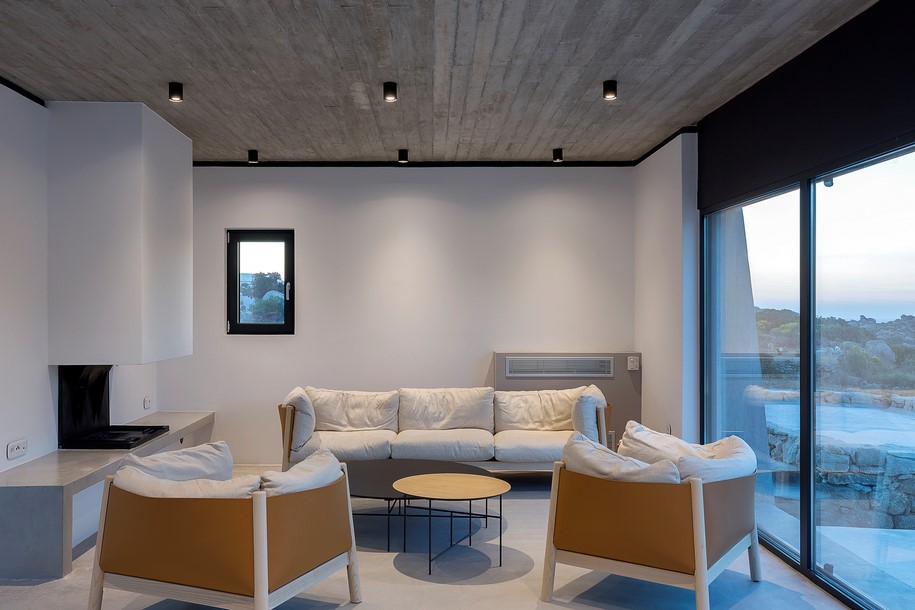 Κατοικία μεταξύ βράχων-8