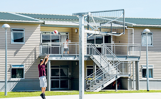 Οταν η δημιουργία «προσπερνάει» τη βία-2