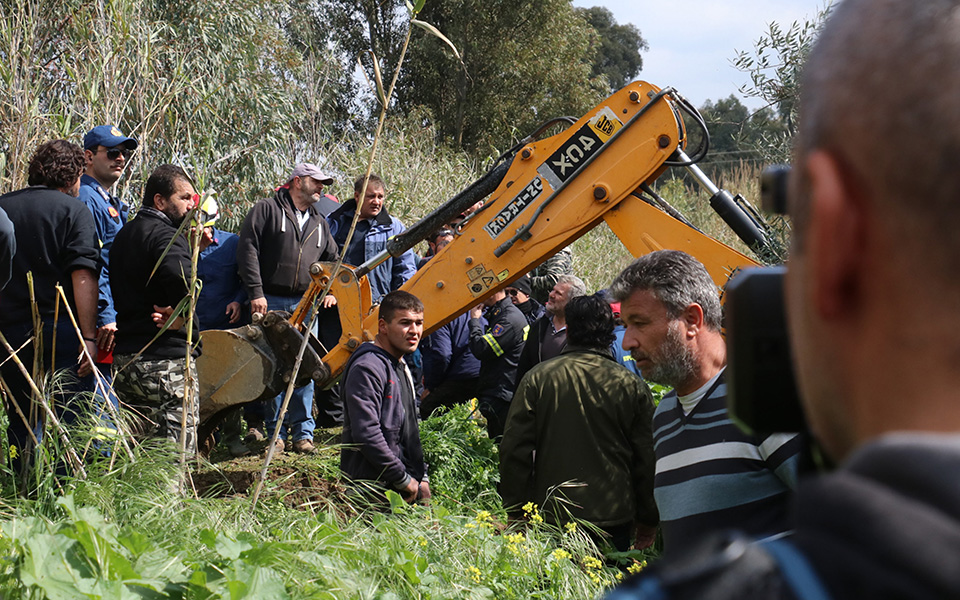 Κρήτη: Ανασύρθηκαν οι σοροί των άτυχων αγνοουμένων στον Γεροπόταμο-1