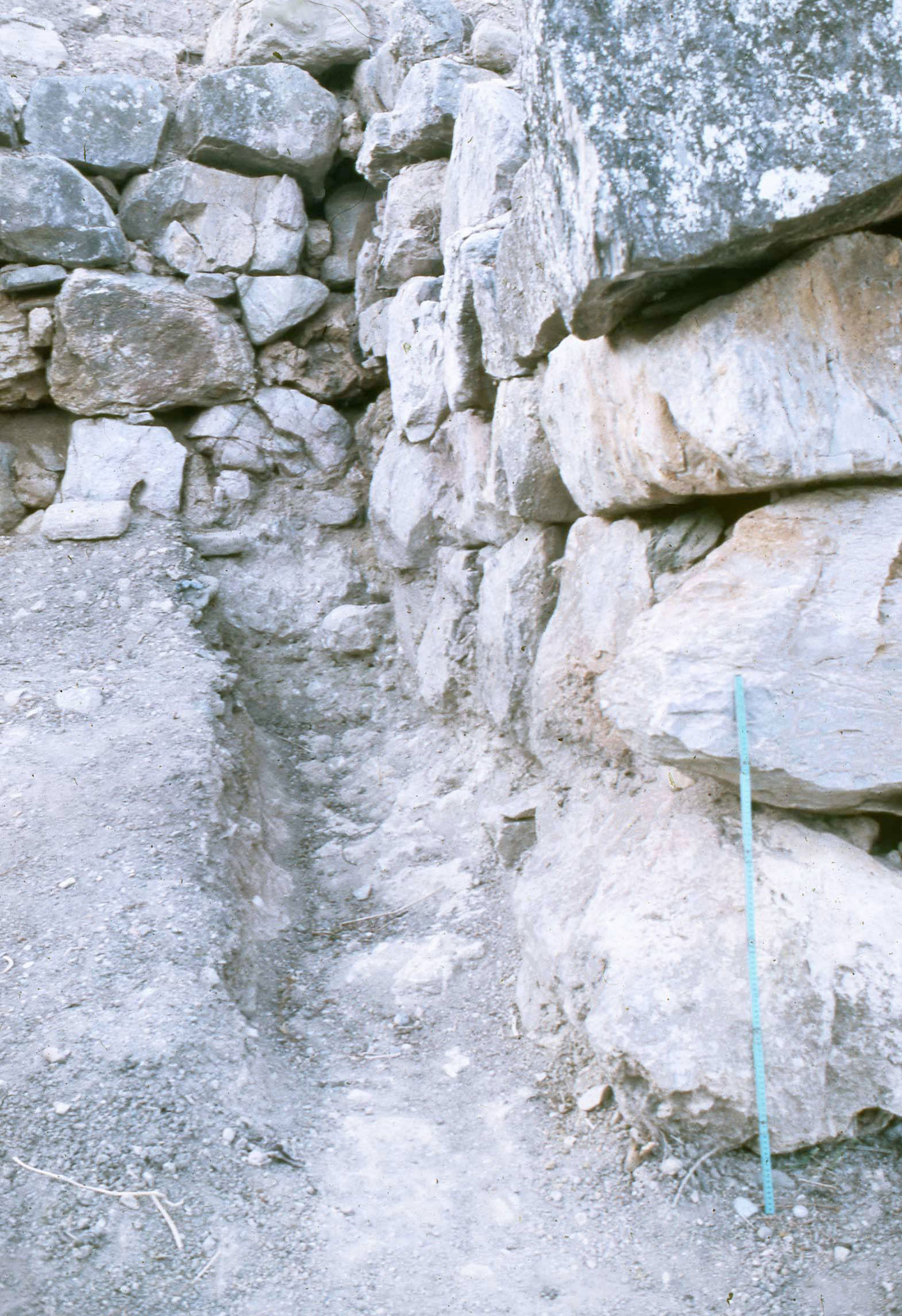 Πόλεμος στο προϊστορικό Αιγαίο: ενδείξεις βίας και πολεμικής ετοιμότητας στη μινωική Κρήτη-1