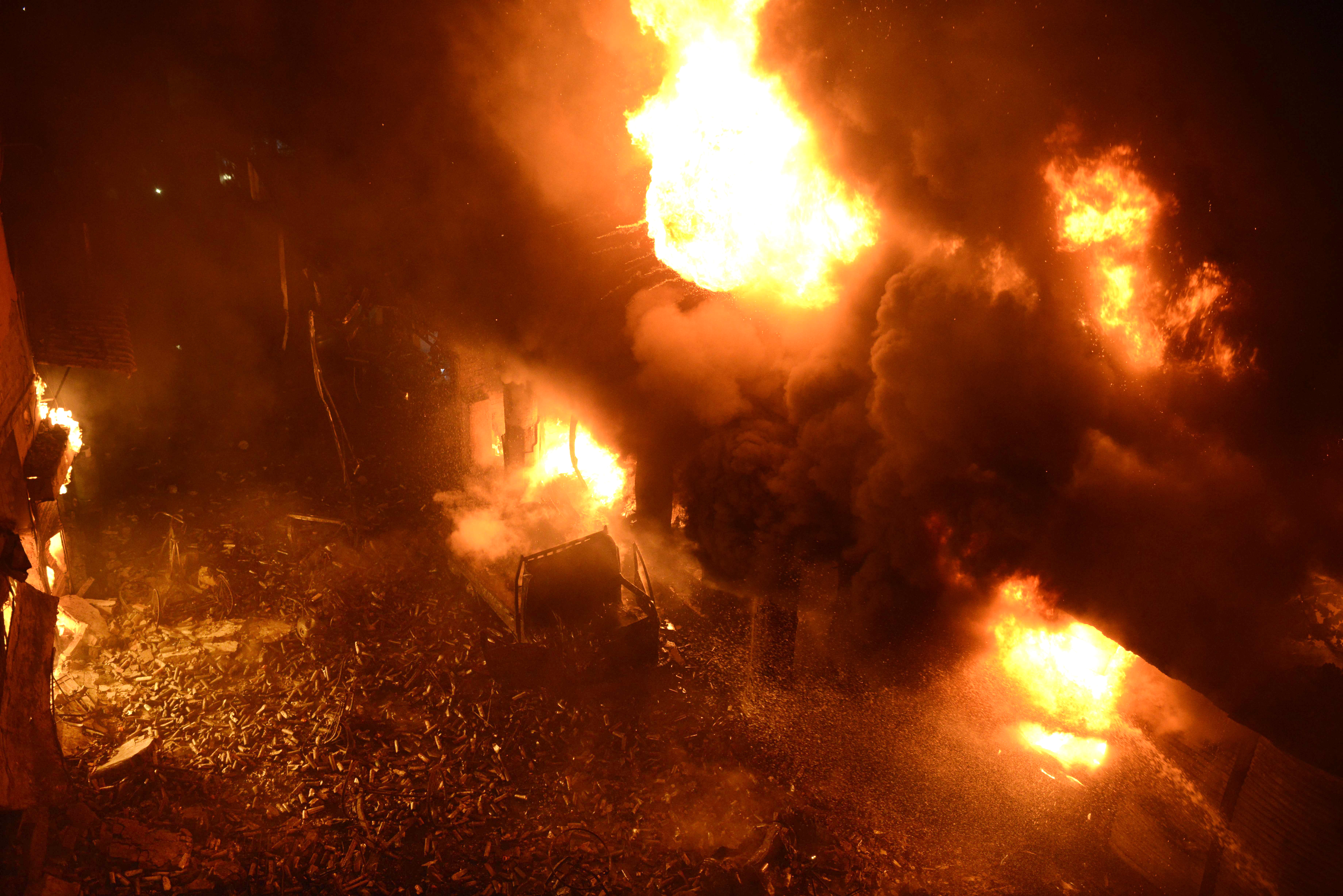 Μπανγκλαντές: Τουλάχιστον 70 νεκροί από πυρκαγιά στην πρωτεύουσα (φωτογραφίες)-3