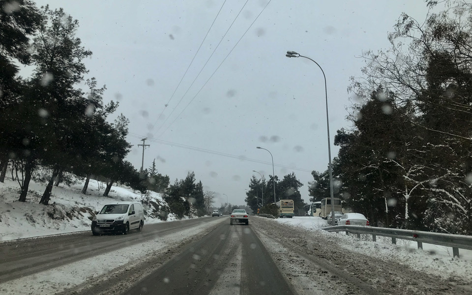 Εντονη κακοκαιρία το Σάββατο: Χιονοπτώσεις, xαμηλές θερμοκρασίες και θυελλώδεις άνεμοι σε όλη τη χώρα-3