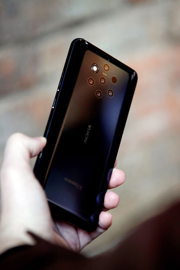 Η Nokia παρουσίασε το πρώτο smartphone με πέντε κάμερες-2