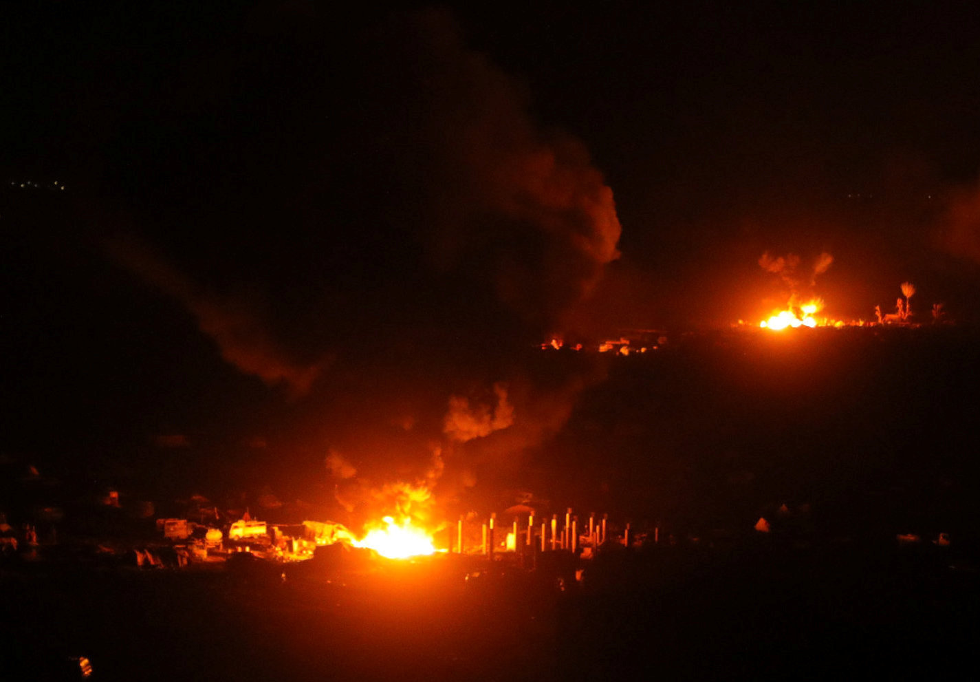 Εκατοντάδες τζιχαντιστές στα χέρια των Συριακών Δυνάμεων στη Μπαγκούζ – Επαναπατρίζονται 20.000 Ιρακινοί-5
