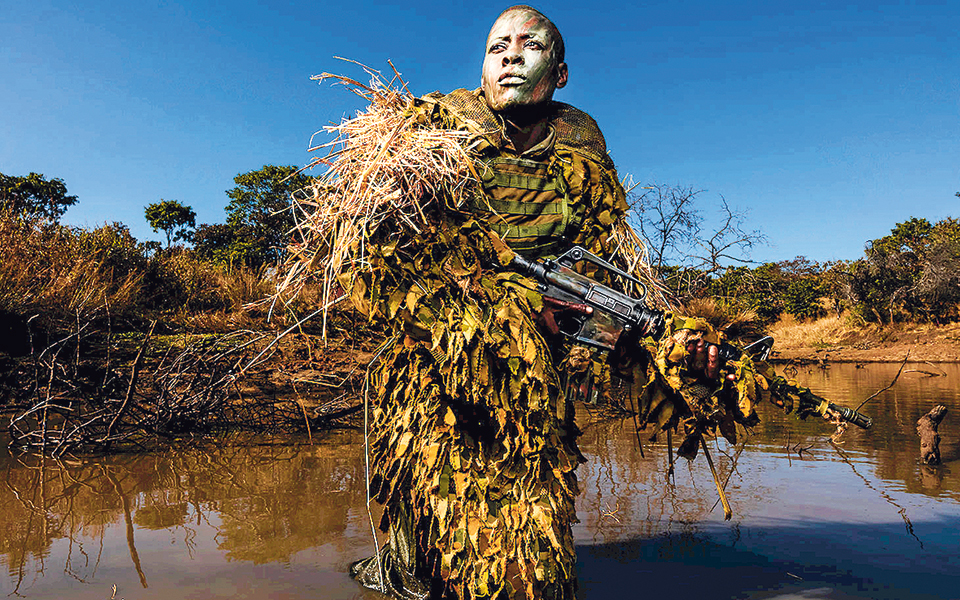Οι μητέρες του αντάρτικου της Κολομβίας και τα μοντέλα της Σενεγάλης-3
