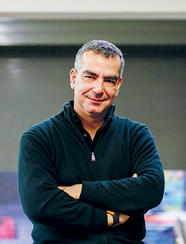 Ο «άνθρωπος που γελά» είμαστε εμείς-1