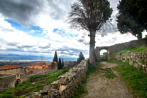 Ο Μυστράς ξανανιώνει-5