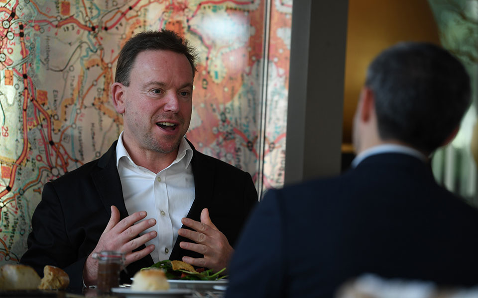 Τζεφ Μάλγκαν στην «K»:Tο Brexit είναι ανόητος αυτοτραυματισμός-1