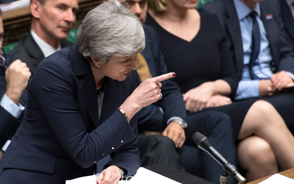 Την καθυστέρηση του Brexit ενέκριναν οι Βρετανοί βουλευτές – Καταψήφισαν και τις 8 προτάσεις-1