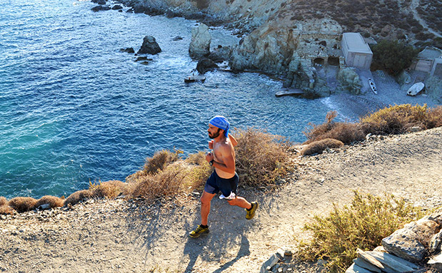 Ρόμπερτ Καραλής: Ιδρυτής του Cyclades Trail Cup-1