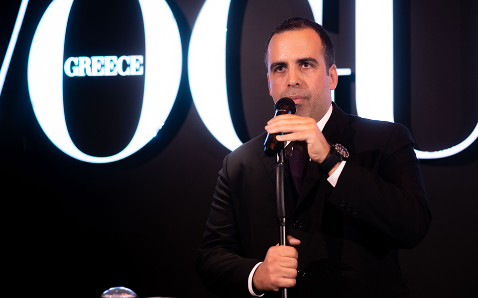 Η Vogue Greece έκανε το ντεμπούτο της με το «Βλέμμα στο μέλλον»-2