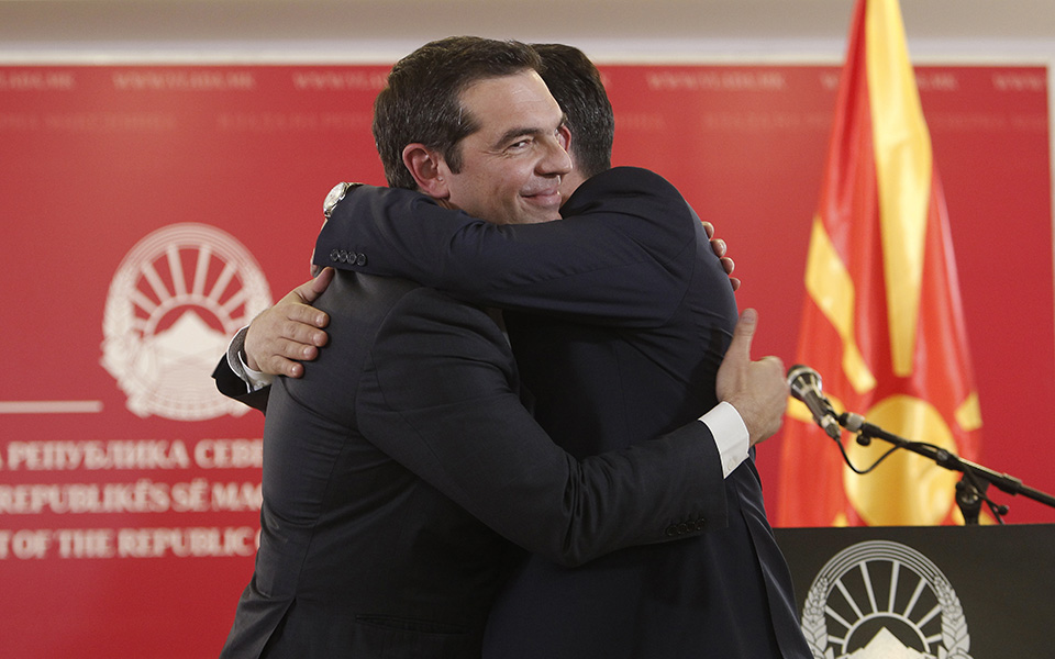 Τσίπρας-Ζάεφ: Μία νέα εποχή για τα Βαλκάνια η Συμφωνία των Πρεσπών (βίντεο – φωτογραφίες)-1