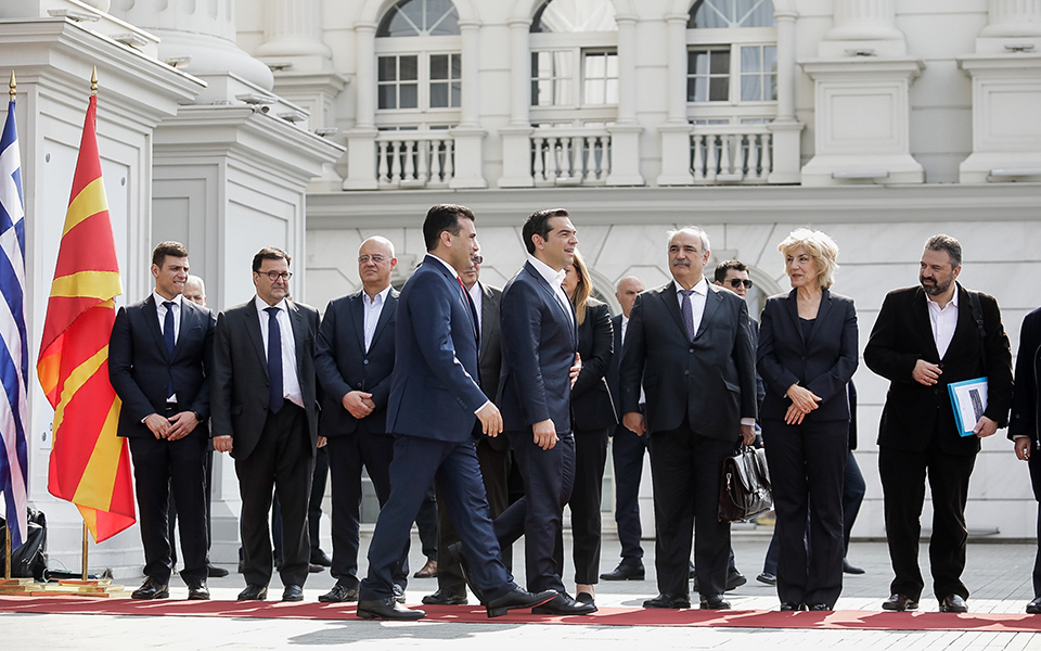 Τσίπρας-Ζάεφ: Μία νέα εποχή για τα Βαλκάνια η Συμφωνία των Πρεσπών (βίντεο – φωτογραφίες)-9