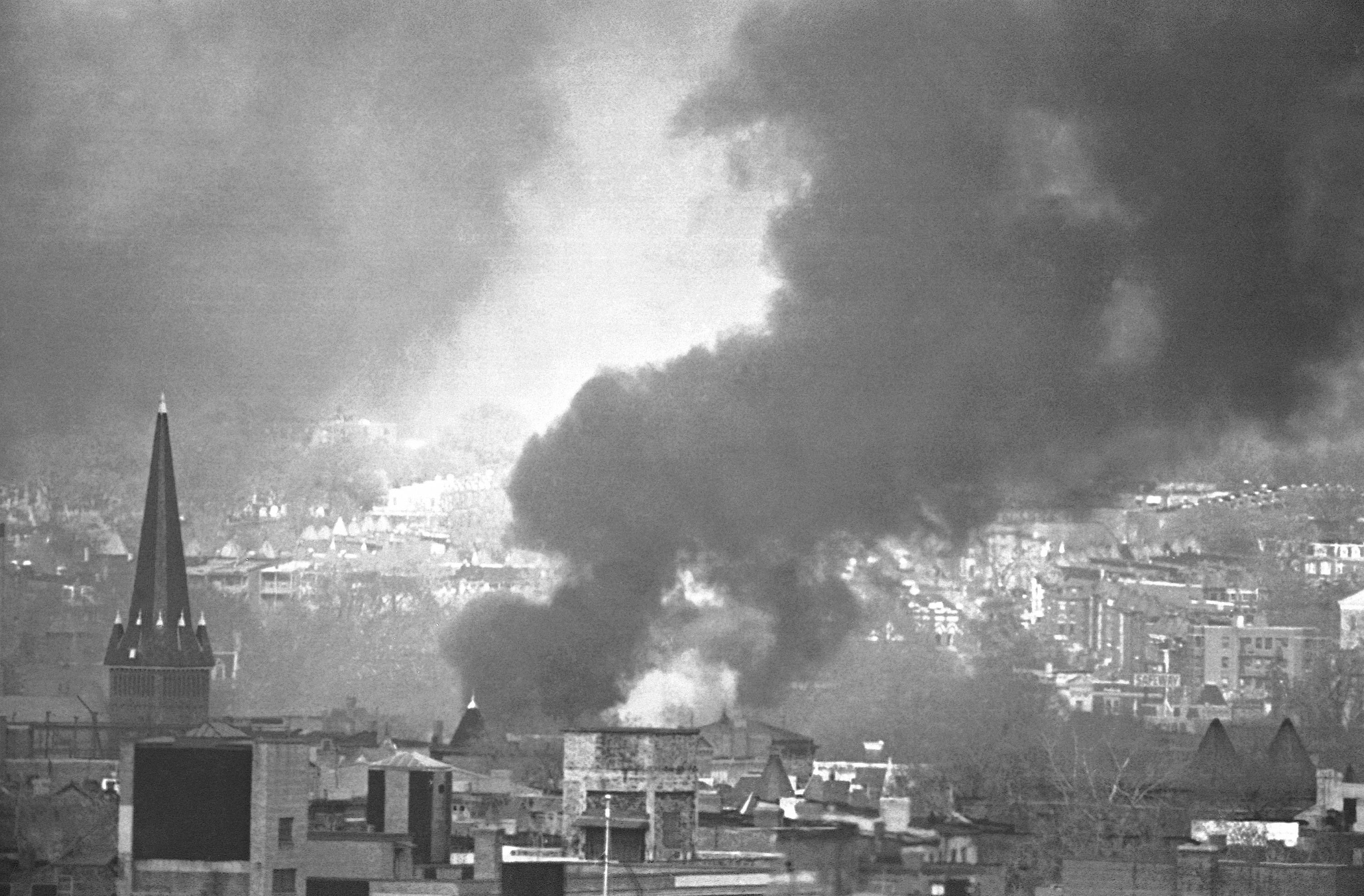 Flashback στην 5η Απριλίου-3