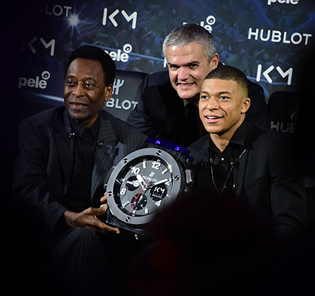 Η HUBLOT υποδέχεται τους Pelé και Mbappé-2