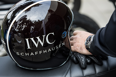 Απόδραση σε δύο τροχούς με την IWC-2