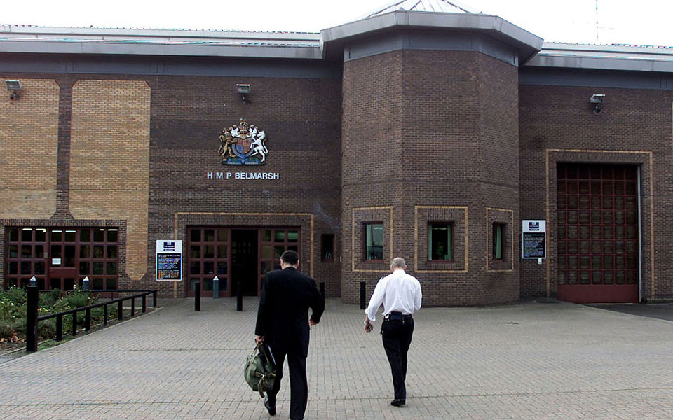 Στο βρετανικό «Γκουαντάναμο Μπέι» κρατείται ο Ασάνζ-1