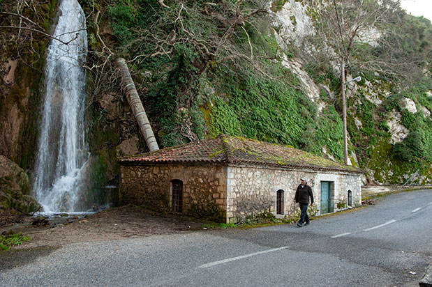 Φθιώτιδα: Στην πηγή-1