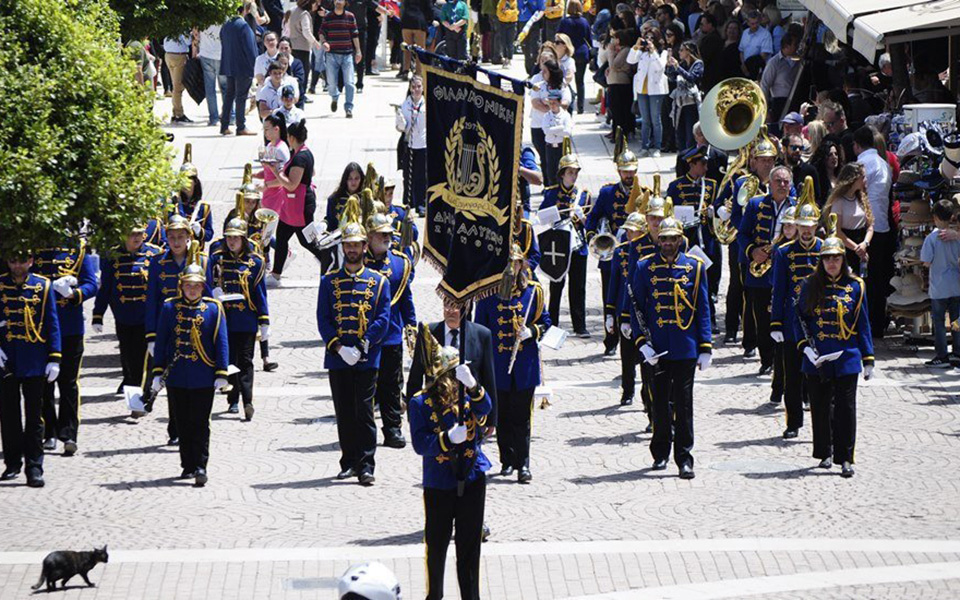 Κατάνυξη στους Επιταφίους ολόκληρης της χώρας-7
