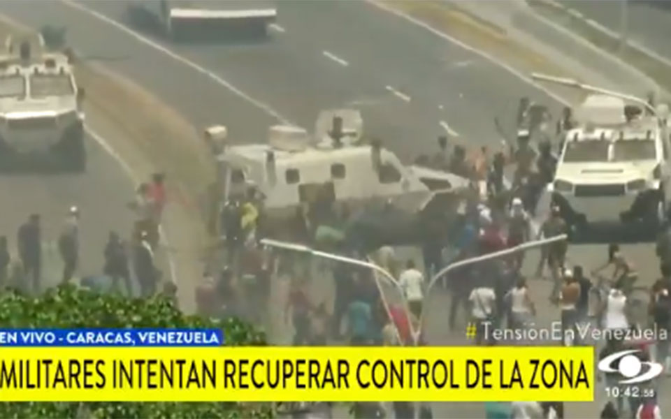 Βενεζουέλα: Κορυφώνεται η «Επιχείρηση Ελευθερία» – Σφοδρές συγκρούσεις και μεταξύ στρατιωτών-3