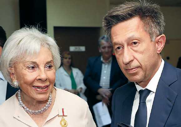 Αλίκη Περρωτή, 40 χρόνια προσφοράς στο Κωνσταντοπούλειο Νοσοκομείο της Νέας Ιωνίας-1