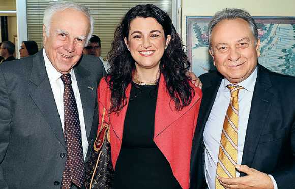 Αλίκη Περρωτή, 40 χρόνια προσφοράς στο Κωνσταντοπούλειο Νοσοκομείο της Νέας Ιωνίας-2