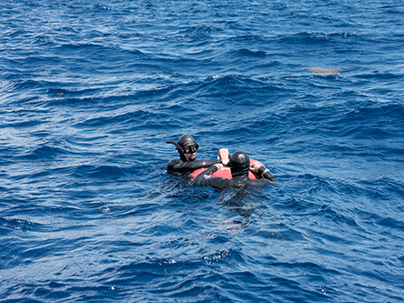 Βουτιά στα βαθιά με τον Μπέκαμ και την TUDOR-2