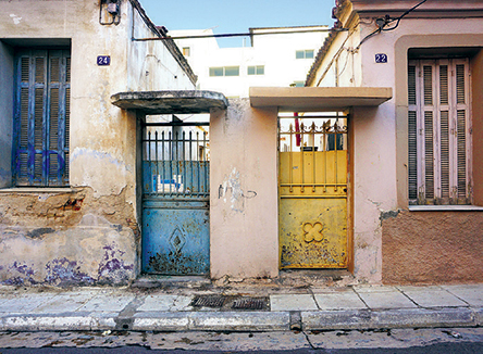 Ενα τρυφερό βλέμμα στους μικρούς δρόμους της Αθήνας-1