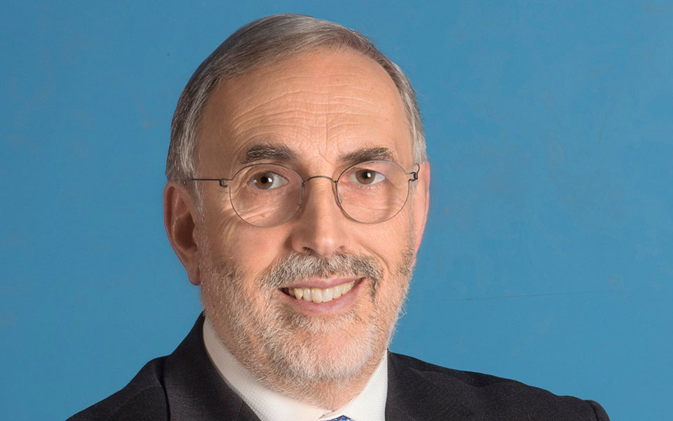 Δέκα υποψήφιοι με πλούσια βιογραφικά-7