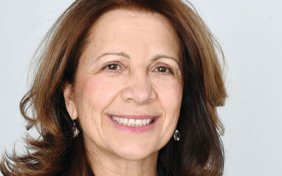 Δέκα υποψήφιοι με πλούσια βιογραφικά-3