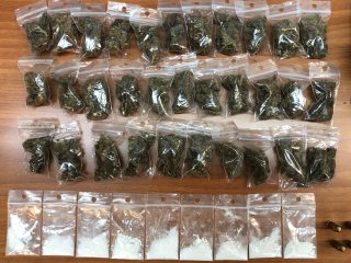 Εξαρθρώθηκε σπείρα που διακινούσε ναρκωτικά στην περιοχή γύρω από την ΑΣΟΕΕ-2