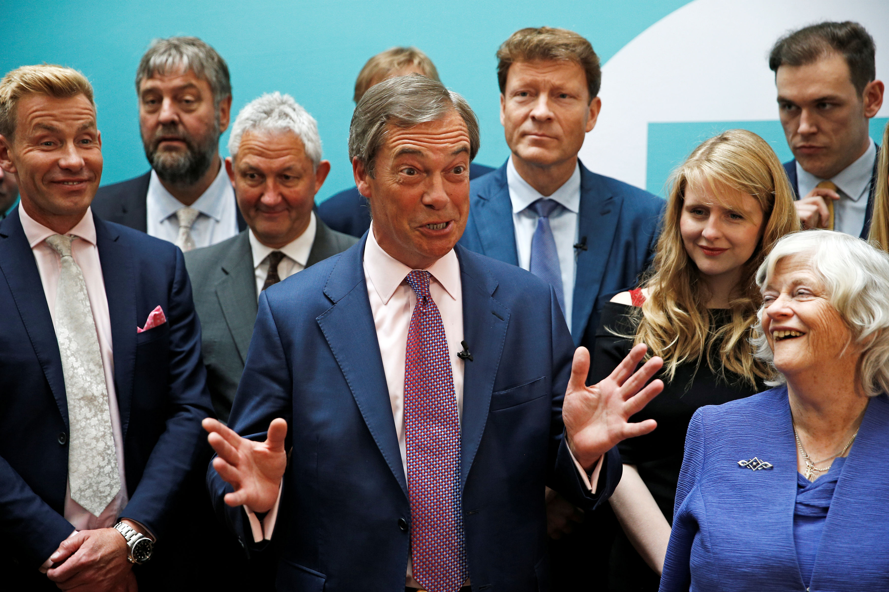 Αδυναμία ευρωσκεπτικιστών να συγκροτήσουν συμμαχία εντός του νέου κοινοβουλίου-2