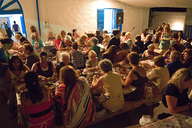 Κάσος: Όλοι μια παρέα-1