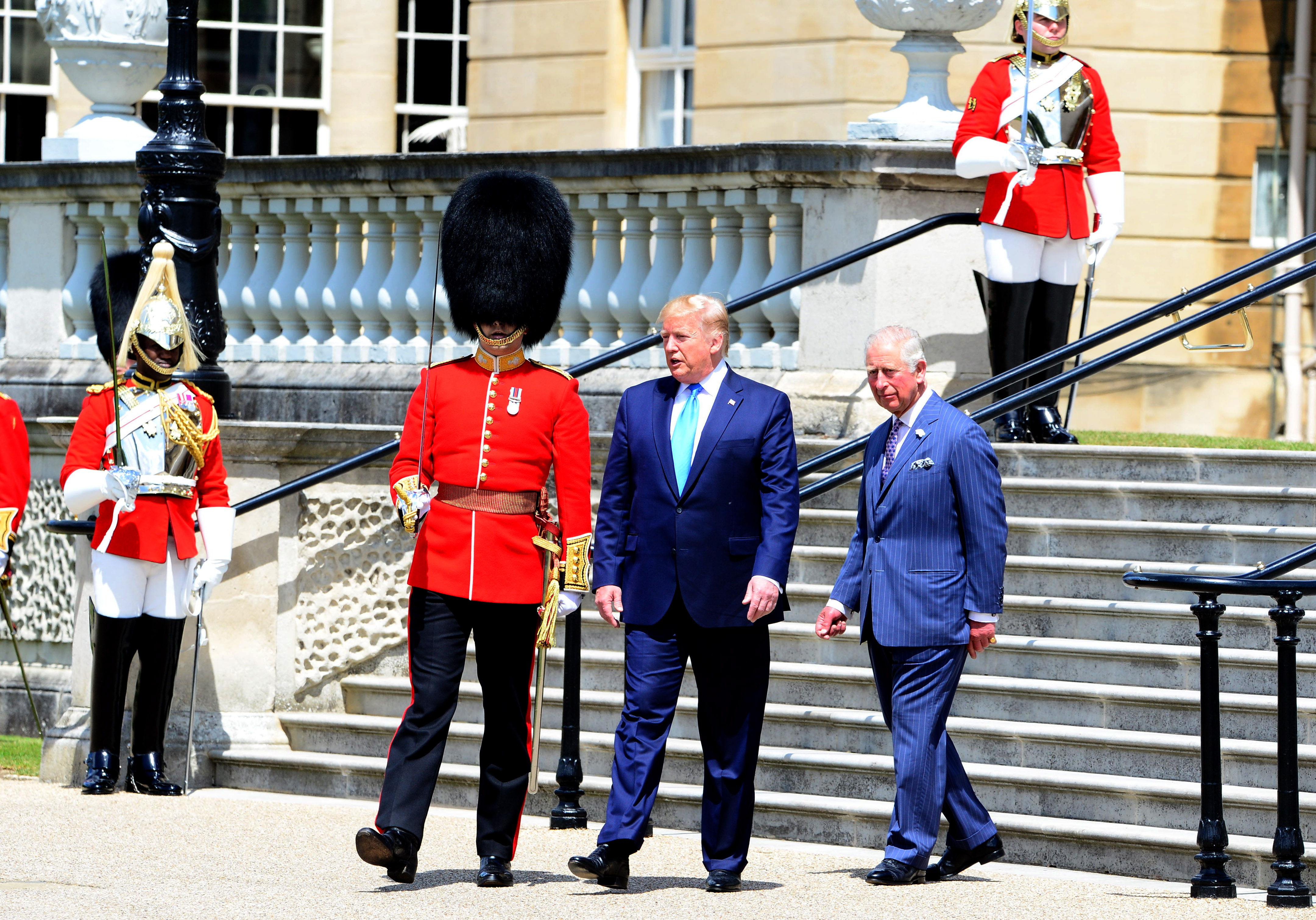 Η «βασιλική» υποδοχή του Τραμπ στο παλάτι του Μπάκιγχαμ (φωτογραφίες – βίντεο)-7