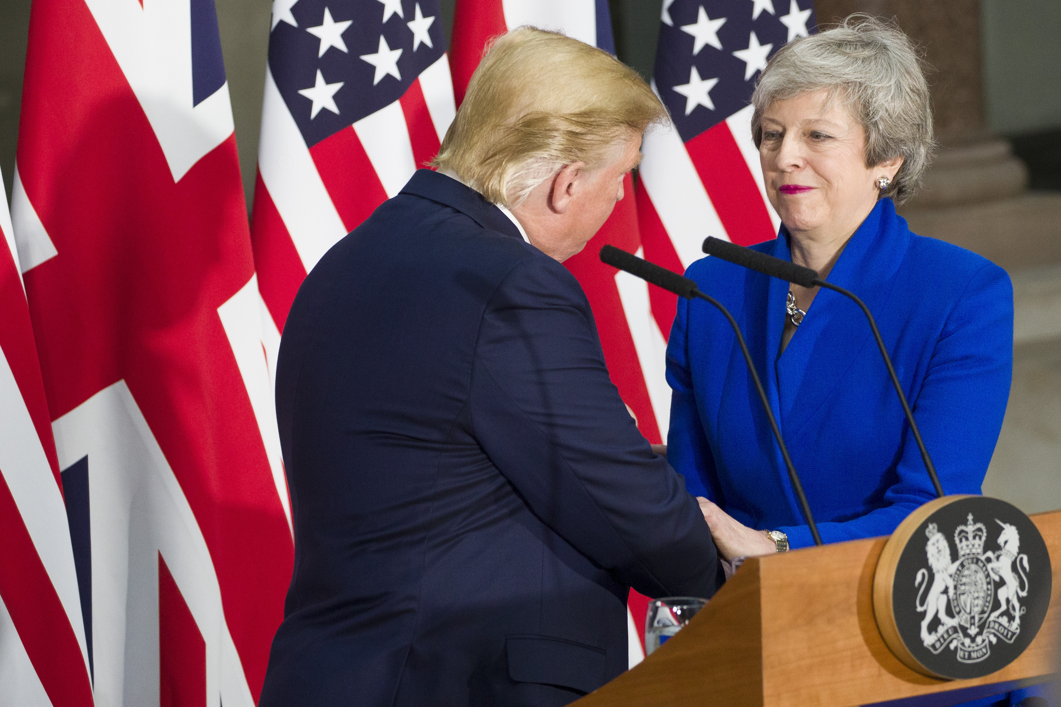 Συνάντηση Τραμπ – Μέι: Εμφαση στη σημασία της εμπορικής συμφωνίας ΗΠΑ – Βρετανίας-1