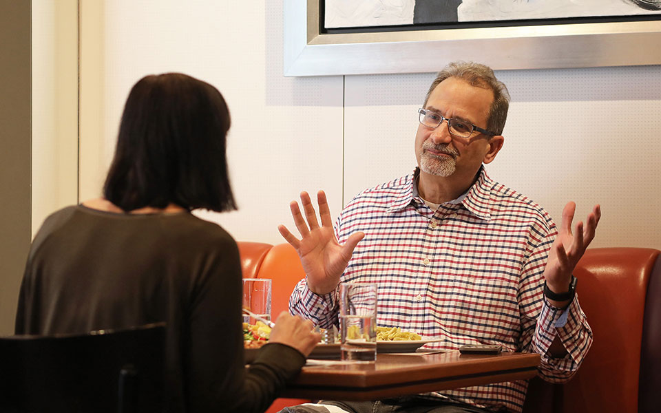 Κώστας Λυκέτσος στην «Κ»: Το Αλτσχάιμερ είναι… πολλές παθήσεις-1